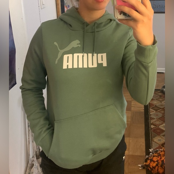 💘 Sage Green Puma Sweatshirt 💘 - Picture 4 of 4